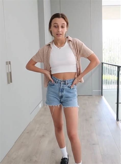emma chamberlain outfits 2021